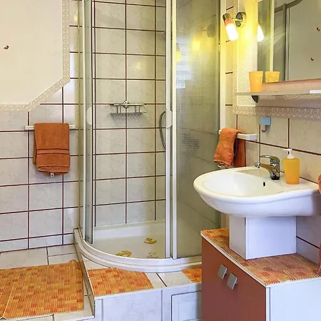 Cozy In With Kitchen Apartment Kalkhorst